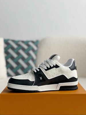 LOUIS VUITTON TRAINER SNEAKERS