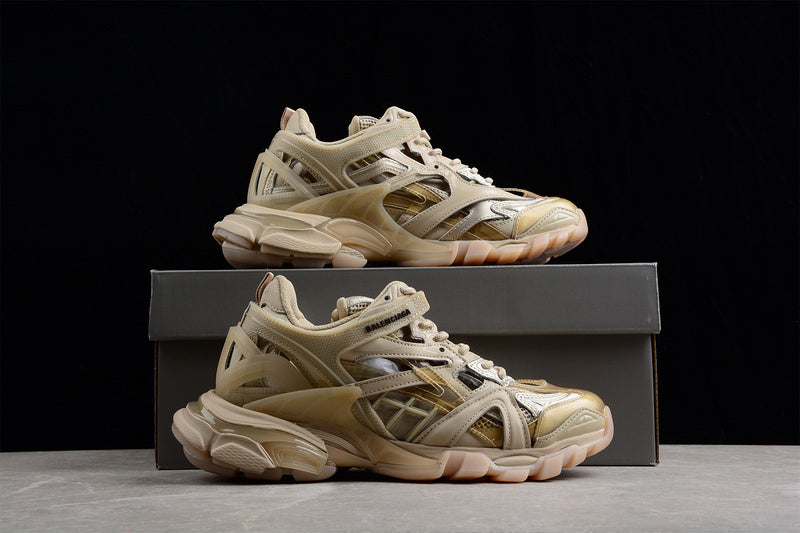 BALENCIAGA