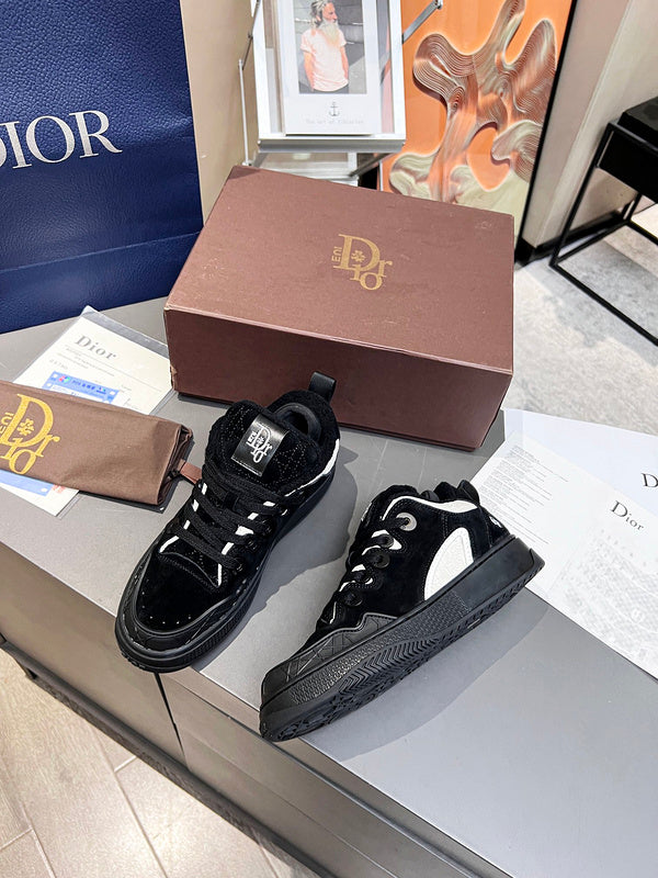 DIOR
