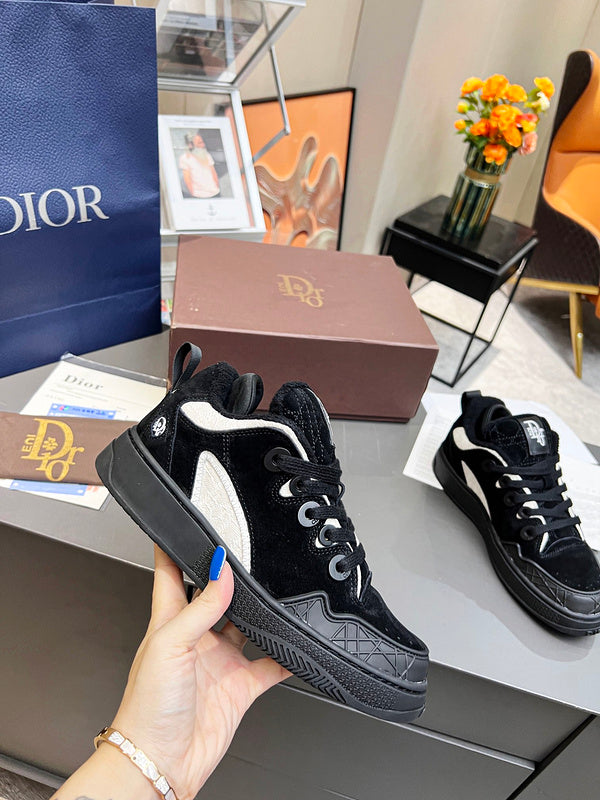 DIOR