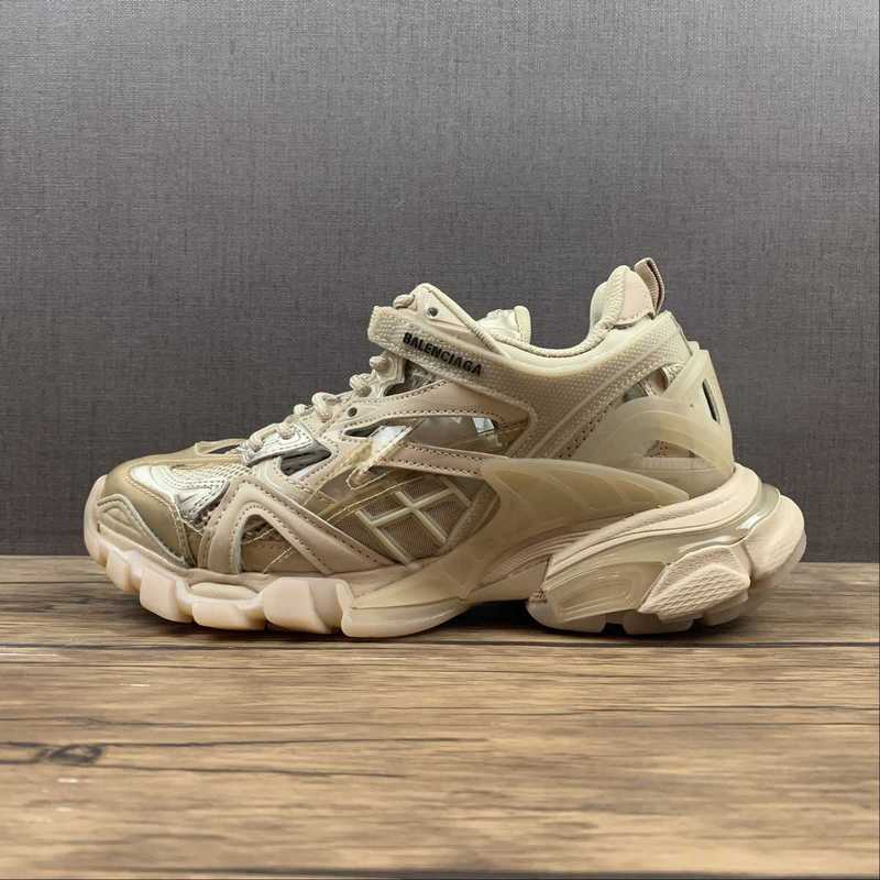 BALENCIAGA