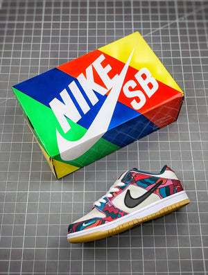 NIKE DUNK