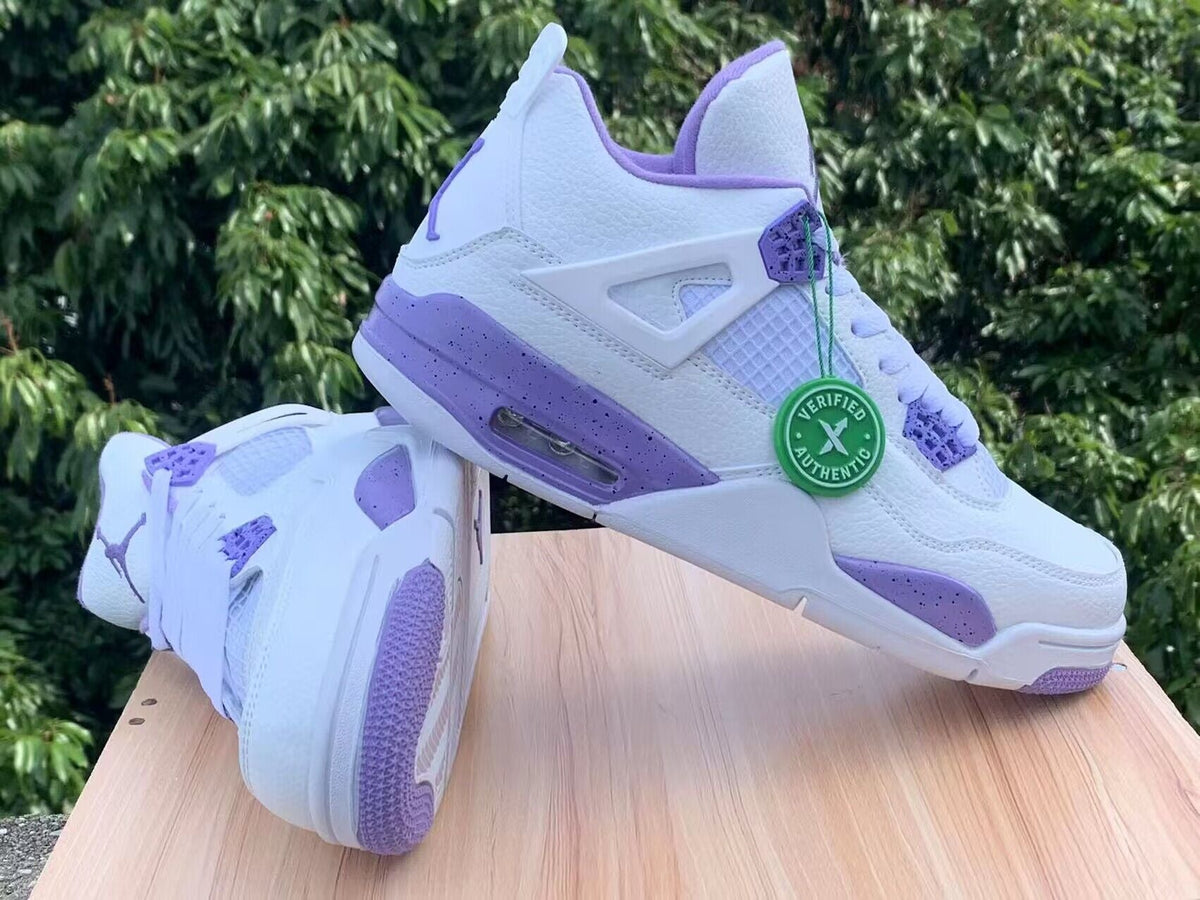 AIR JORDAN 4