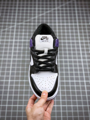 NIKE DUNK