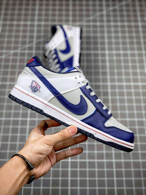 NIKE DUNK