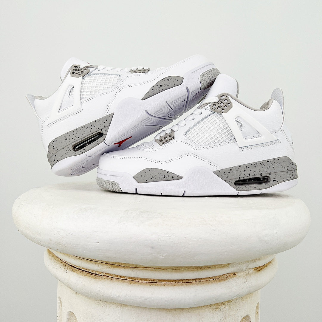 AIR JORDAN 4