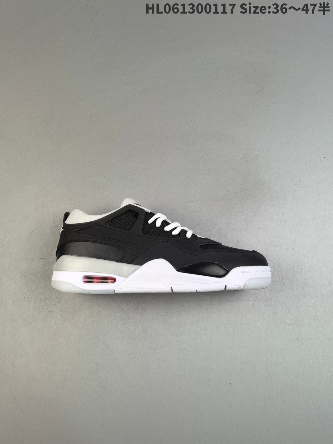 AIR JORDAN 4