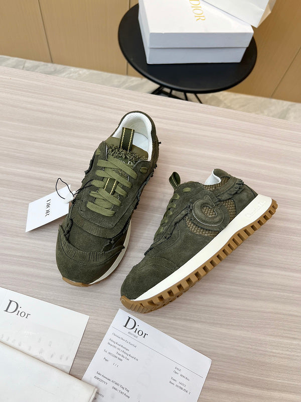 DIOR