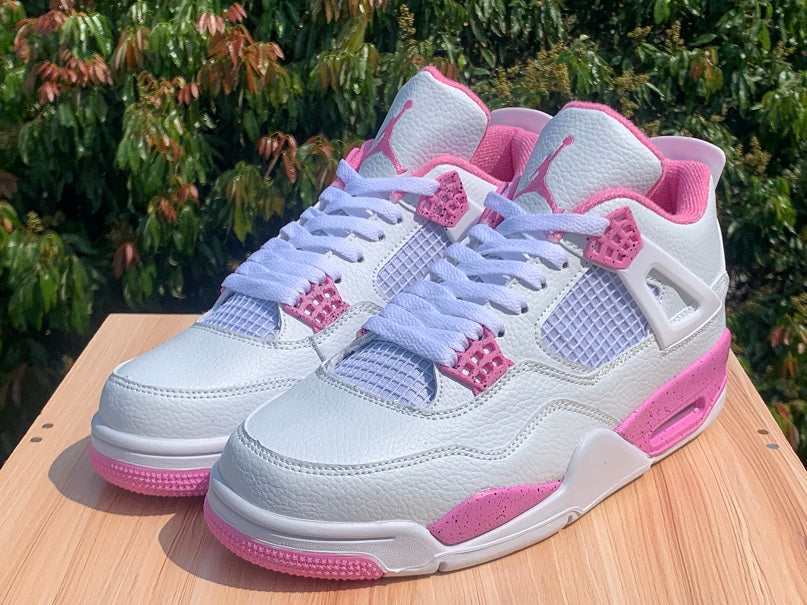 AIR JORDAN 4