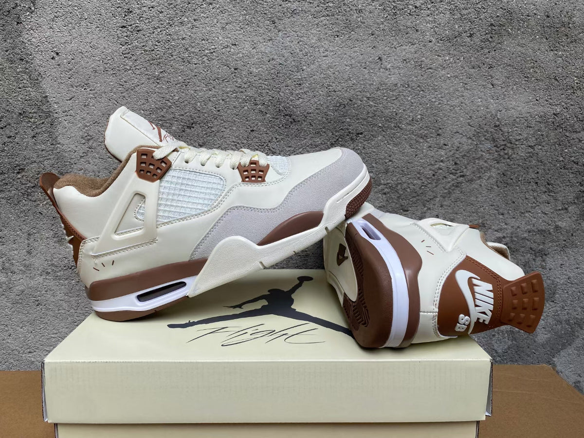 AIR JORDAN 4