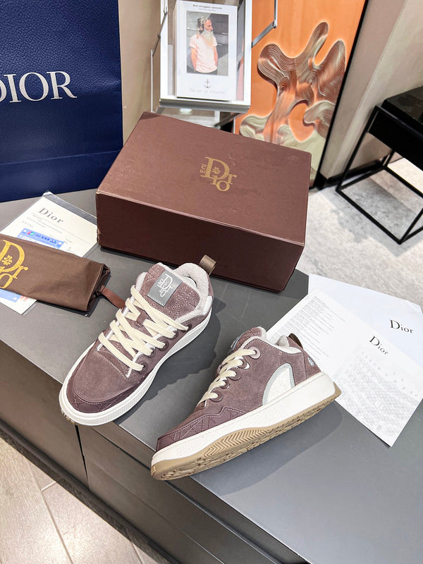 DIOR